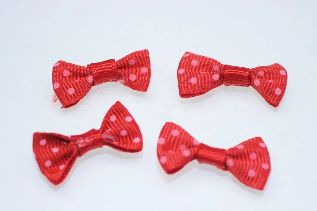 10 pcs Bow Tie Clasp - Grosgain Bow Tie - Bow Tie Ribbon - Dotted Red Bow Tie - 25 mm x 15 mm - Trimming Mini Bow Tie - Sewing Supplies
