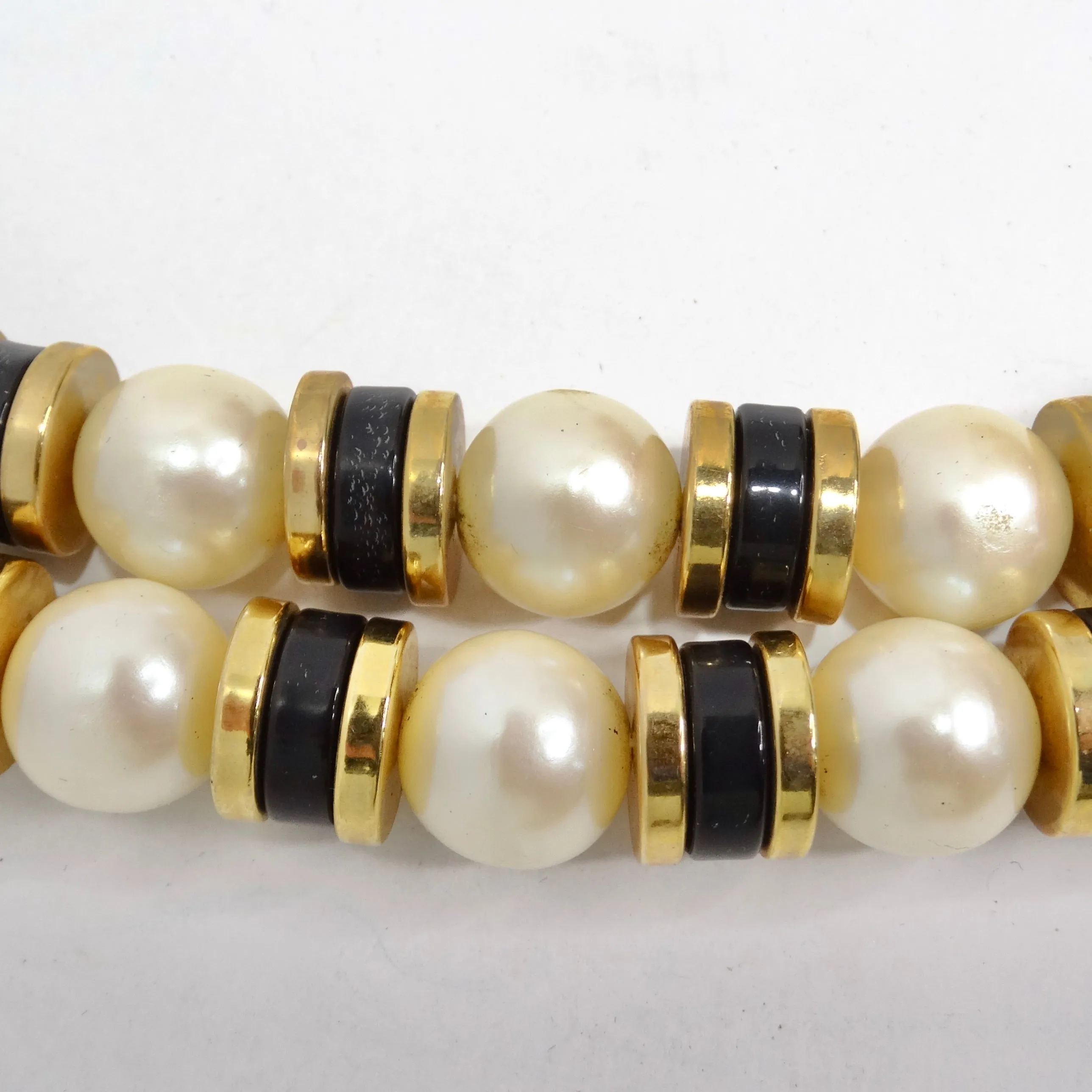 1970s Synthetic Pearl Beaded Necklace