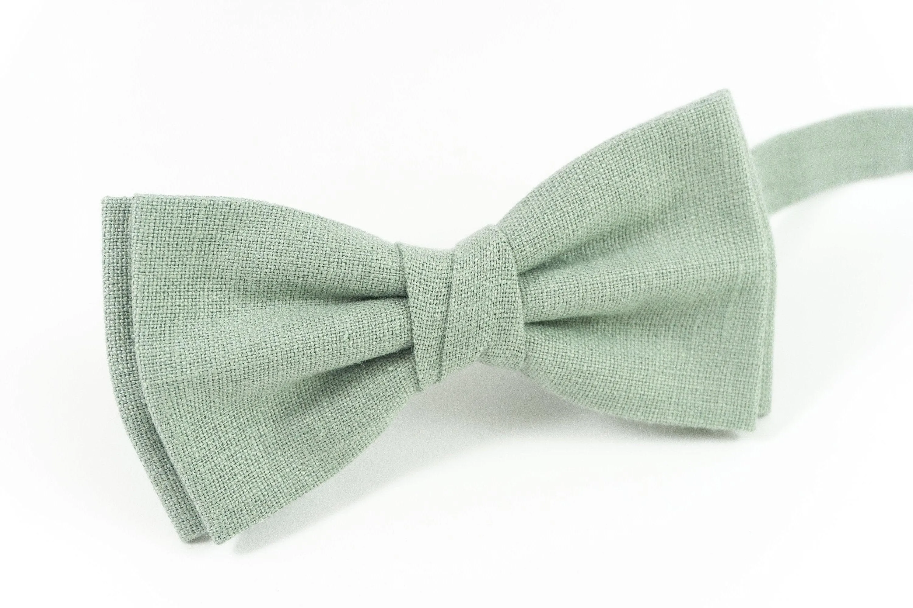 Dusty sage green bow tie for wedding perfect gift for groomsmen