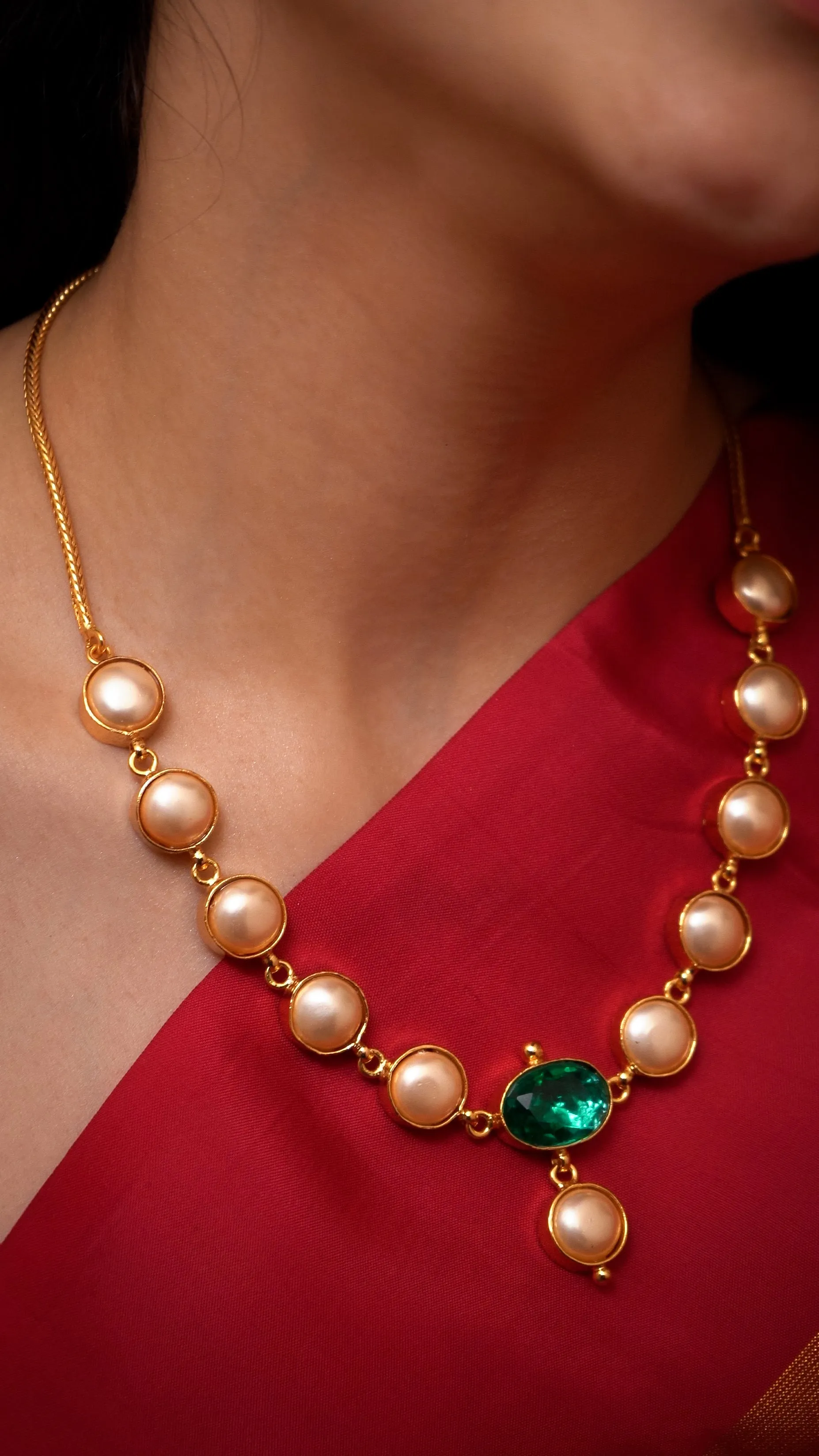 NALINI PEARL NECKLACE