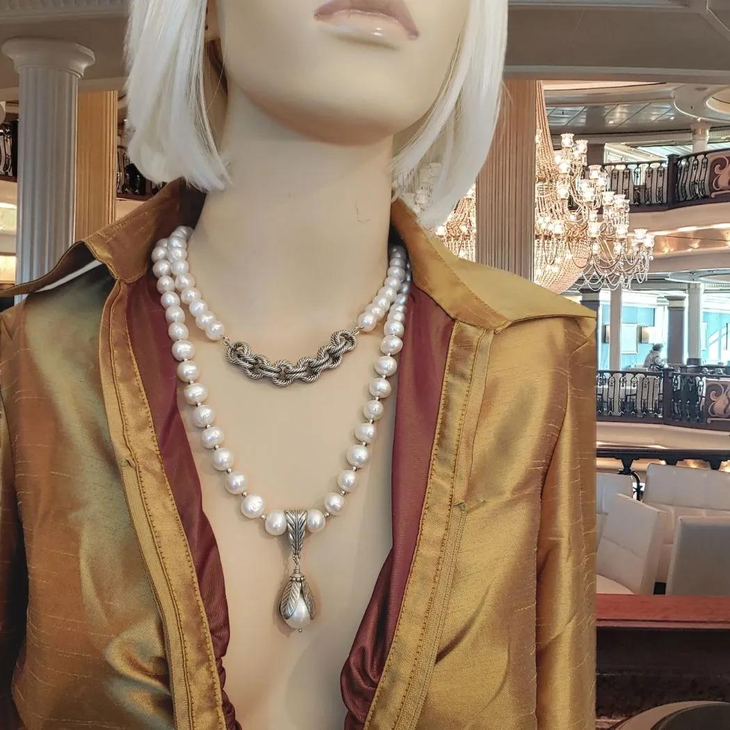 Reversible Pearl Necklace