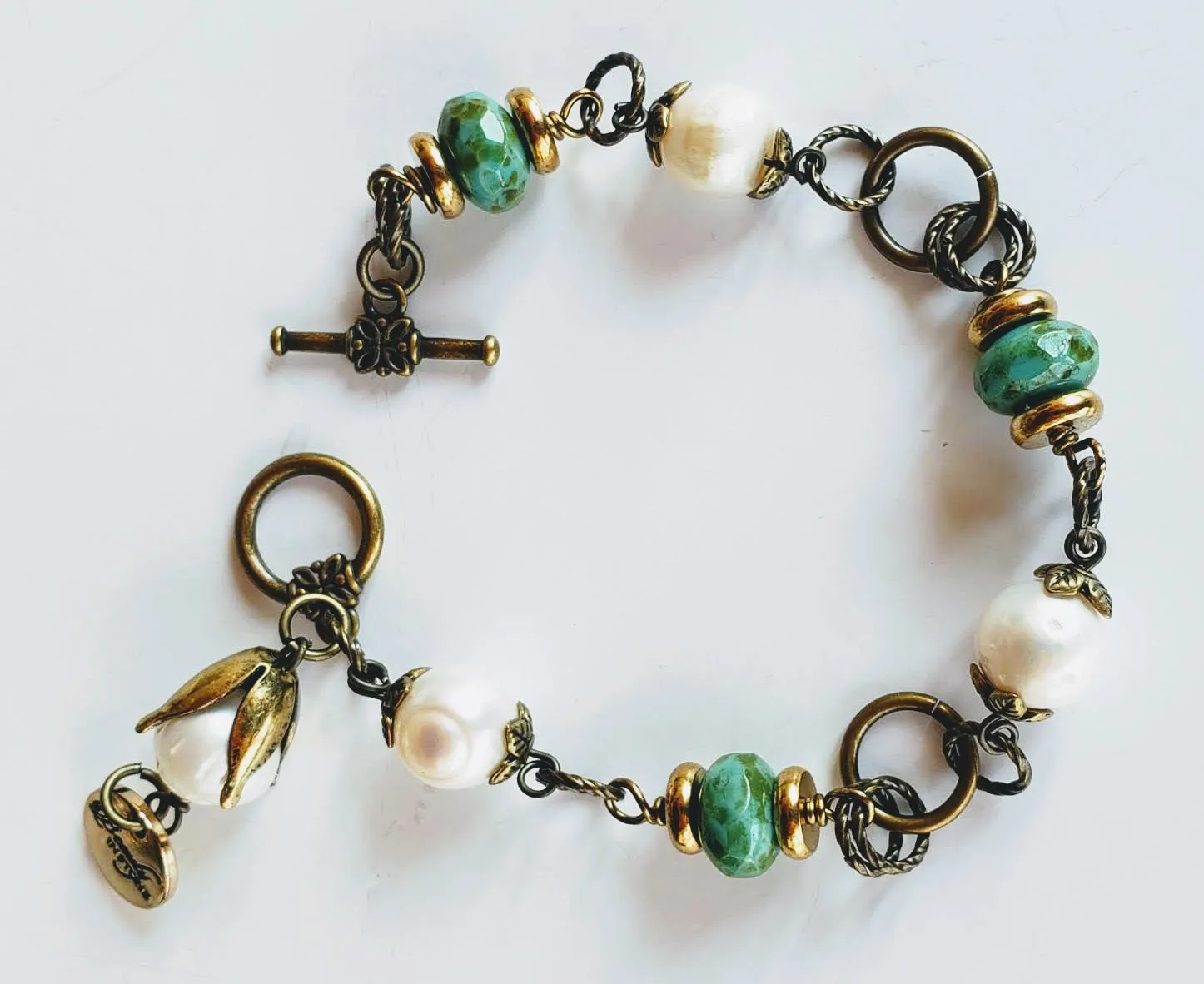 Single Pearl Necklace With Antique Bronze Chain
