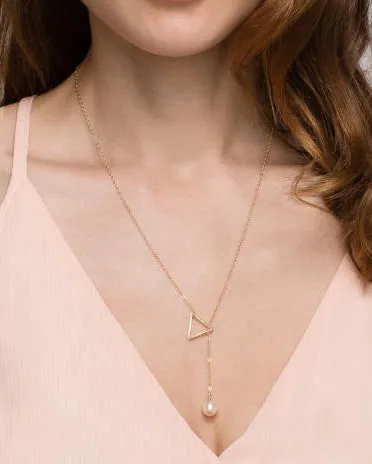 Triangle lariat necklace with Pearl